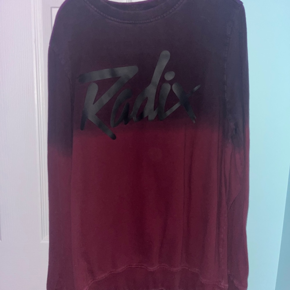 Radix ombré crewneck